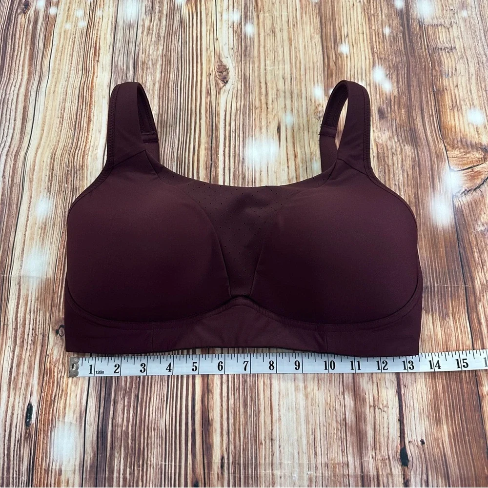 Lululemon Athletica Women’s Run Times Sports Bra Burgundy Size E34